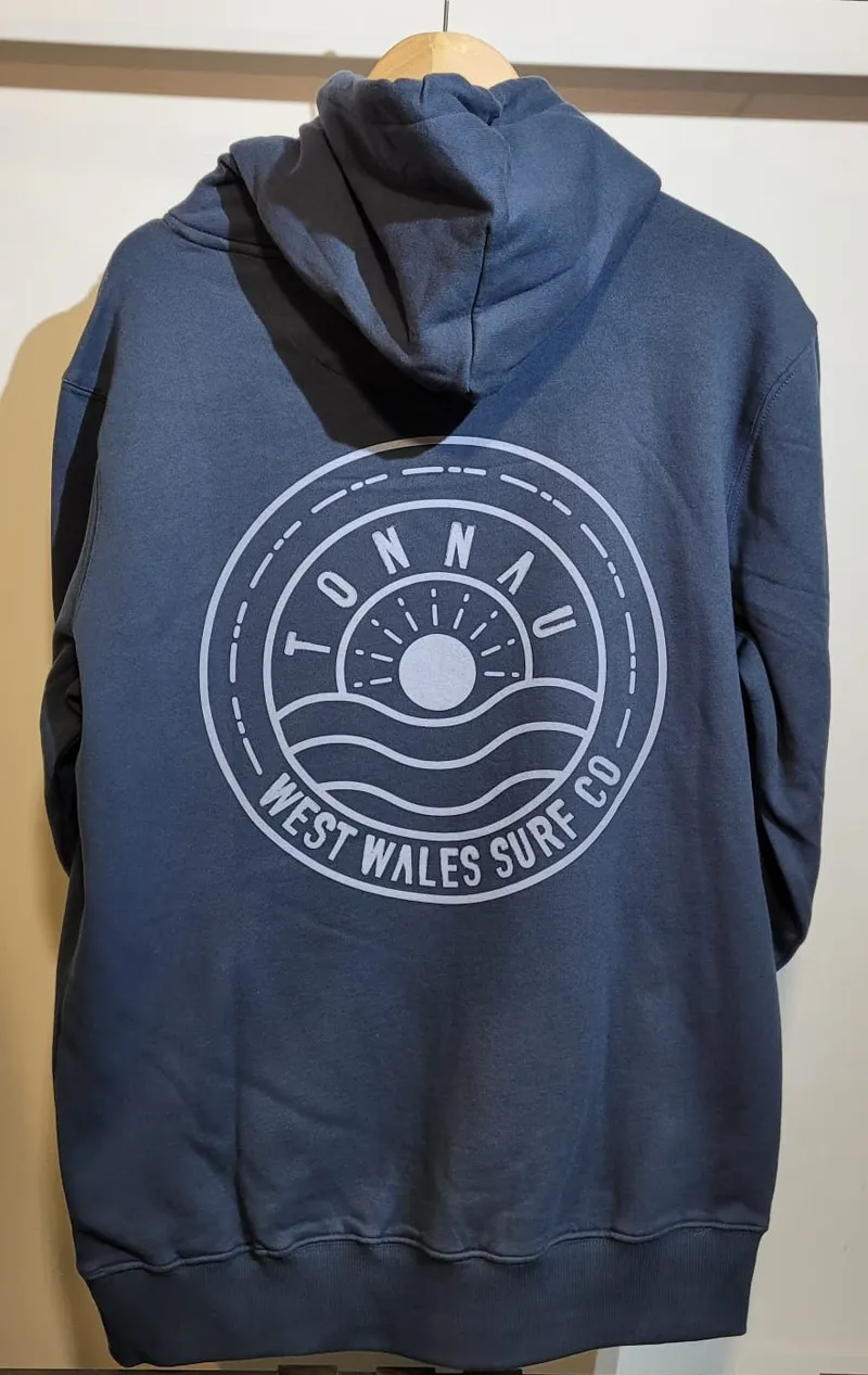 Tonnau Mountain Monochrome Hoodie Blue-1